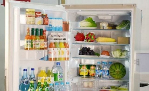  冰箱后邊有臭味解決方法