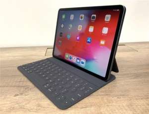 iPad Pro深陷“變彎門，蘋果手機(jī)進(jìn)水維修