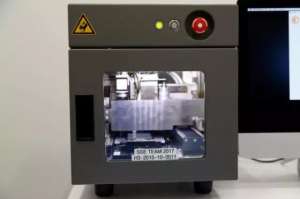 蘋果自動(dòng)換屏機(jī)誕生？你想多了