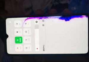 手機(jī)屏幕碎了有哪些注意事項(xiàng)？如何換手機(jī)屏幕才不會(huì)被坑？