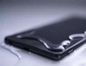 下雨天出門手機(jī)濕了怎么辦？進(jìn)水如何清理