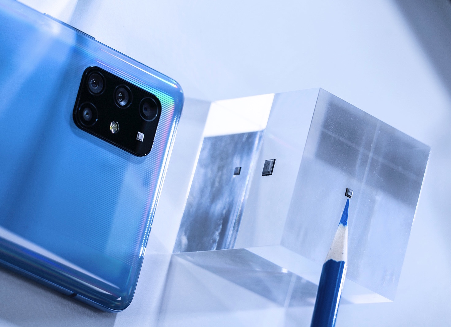 三星發布首款量子5G手機，售價3751元