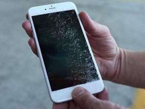 手機維修工程師：這些行為zui有可能導致手機報廢